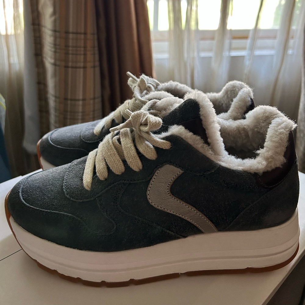 Viole Blanche Italian Sneakers